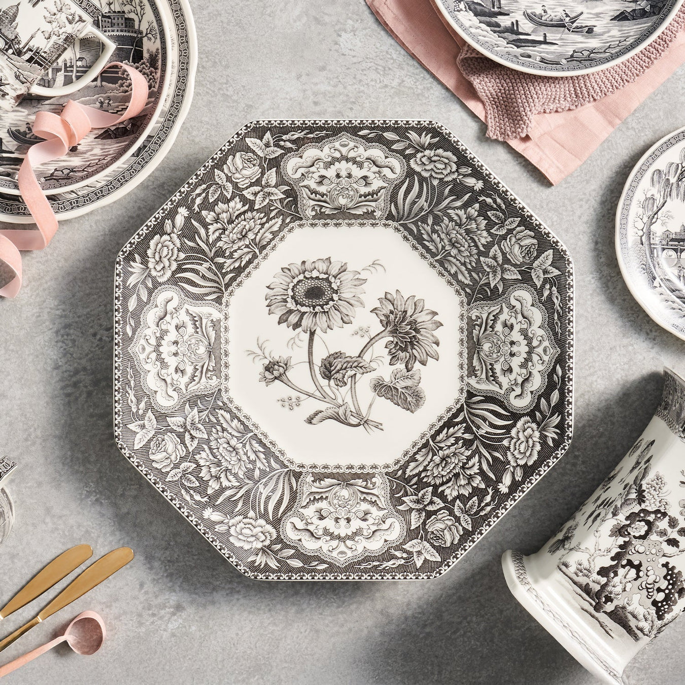 Spode Heritage Rome Collection