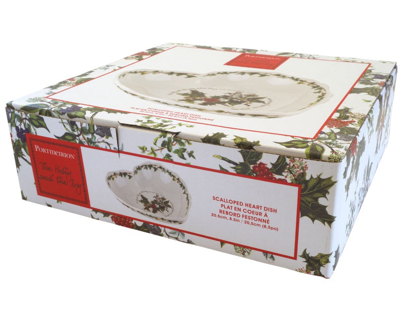 The Holly and The Ivy' scalloped heart dish