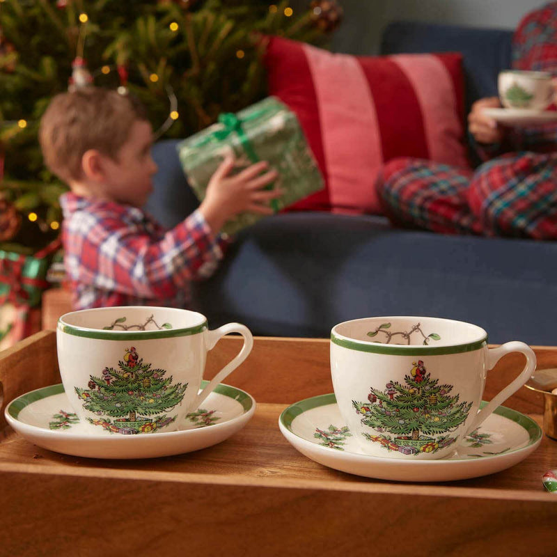 Christmas Tree Set of 4 Teacups & Saucers