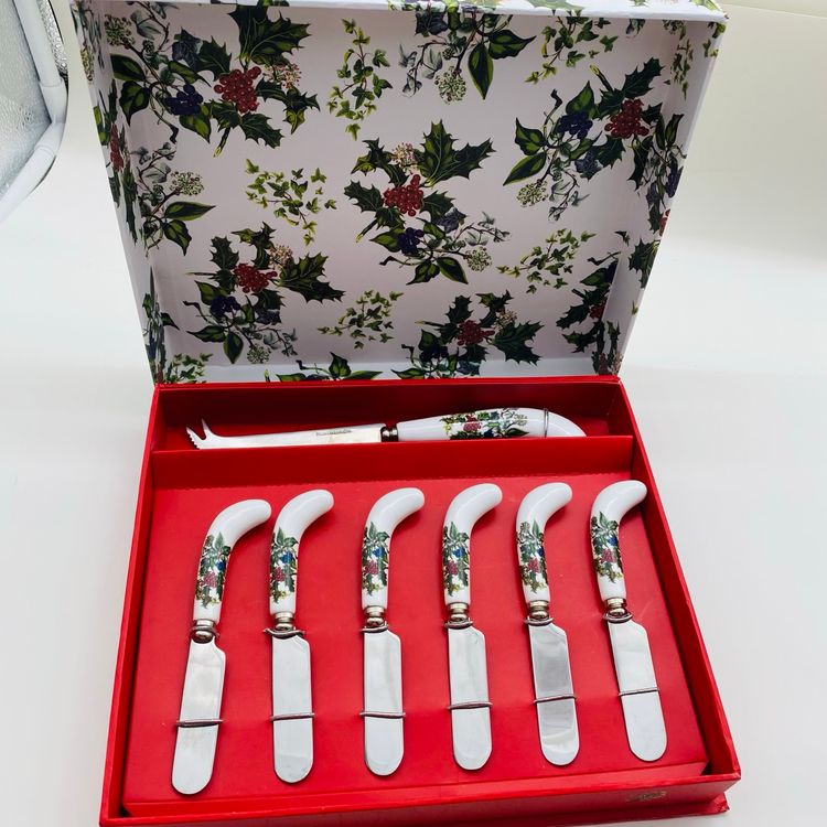 The Holly and The Ivy Cheese Knife and six spreaders