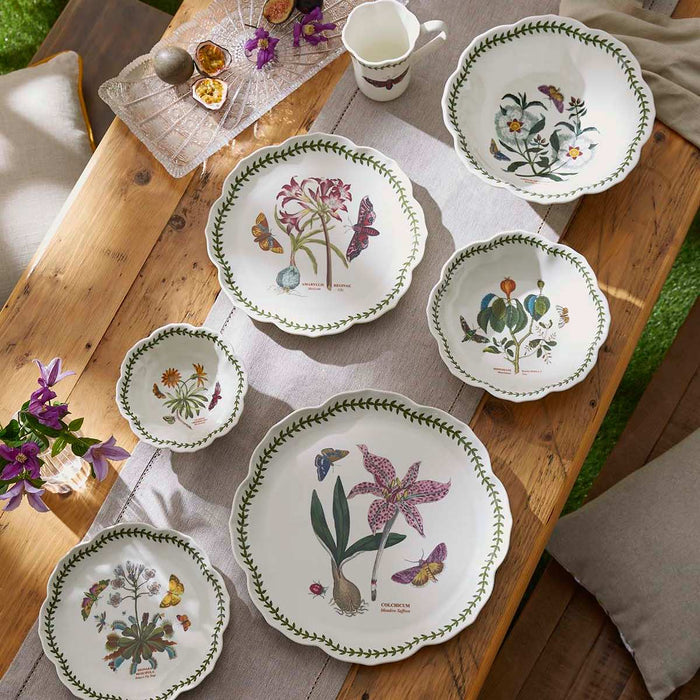 Botanic Garden Lotus Blossom  11.25" Plate - Mexican Lily S4