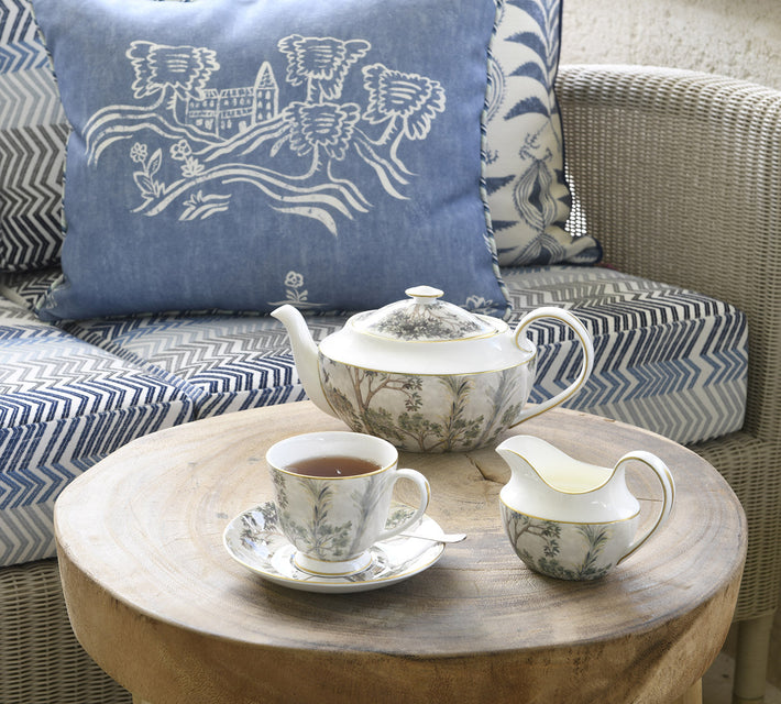 Kit kemp Gold 8oz Cream Jug Tall Trees