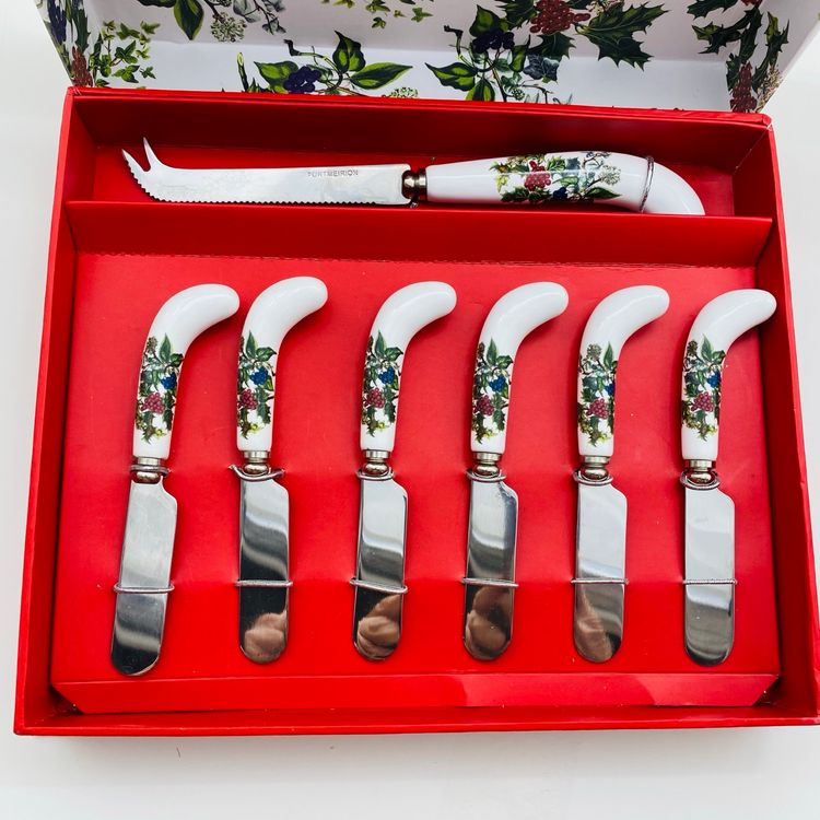 The Holly and The Ivy Cheese Knife and six spreaders