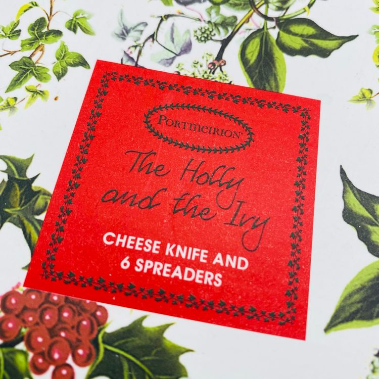 The Holly and The Ivy Cheese Knife and six spreaders