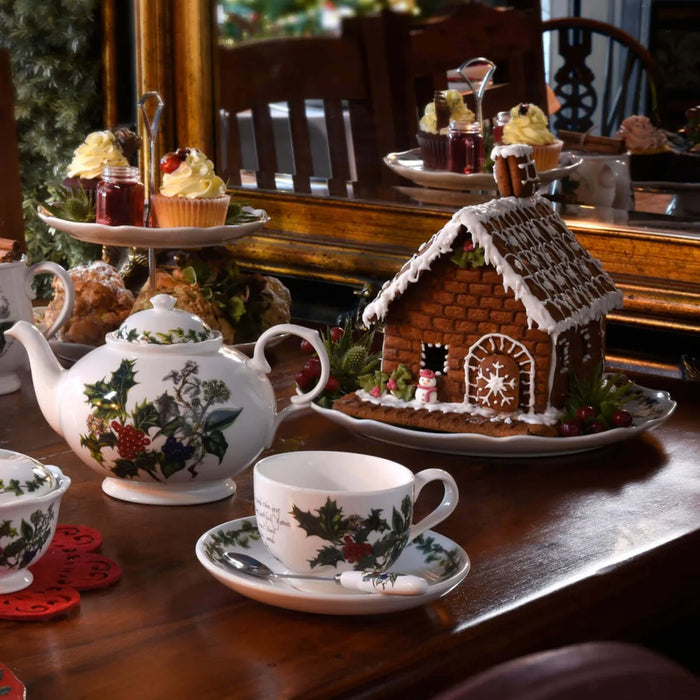 The Holly and the Ivy 6 Teacups &amp; Saucers