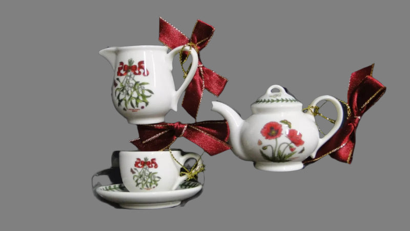 Botanic Garden Ornament's Teapot Creamer Cup &amp; Saucer