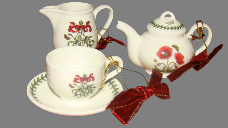 Botanic Garden Ornament's Teapot Creamer Cup &amp; Saucer