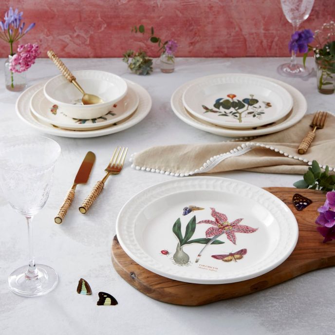 Botanic Garden Papilio Amethyst Dinner Plate