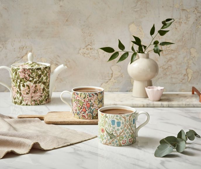 Morris &amp; Co. Teapot &amp; Mug Set