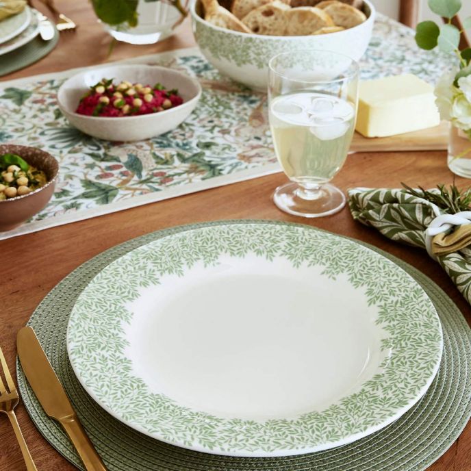 Morris &amp; Co. Standen Dinner Plates